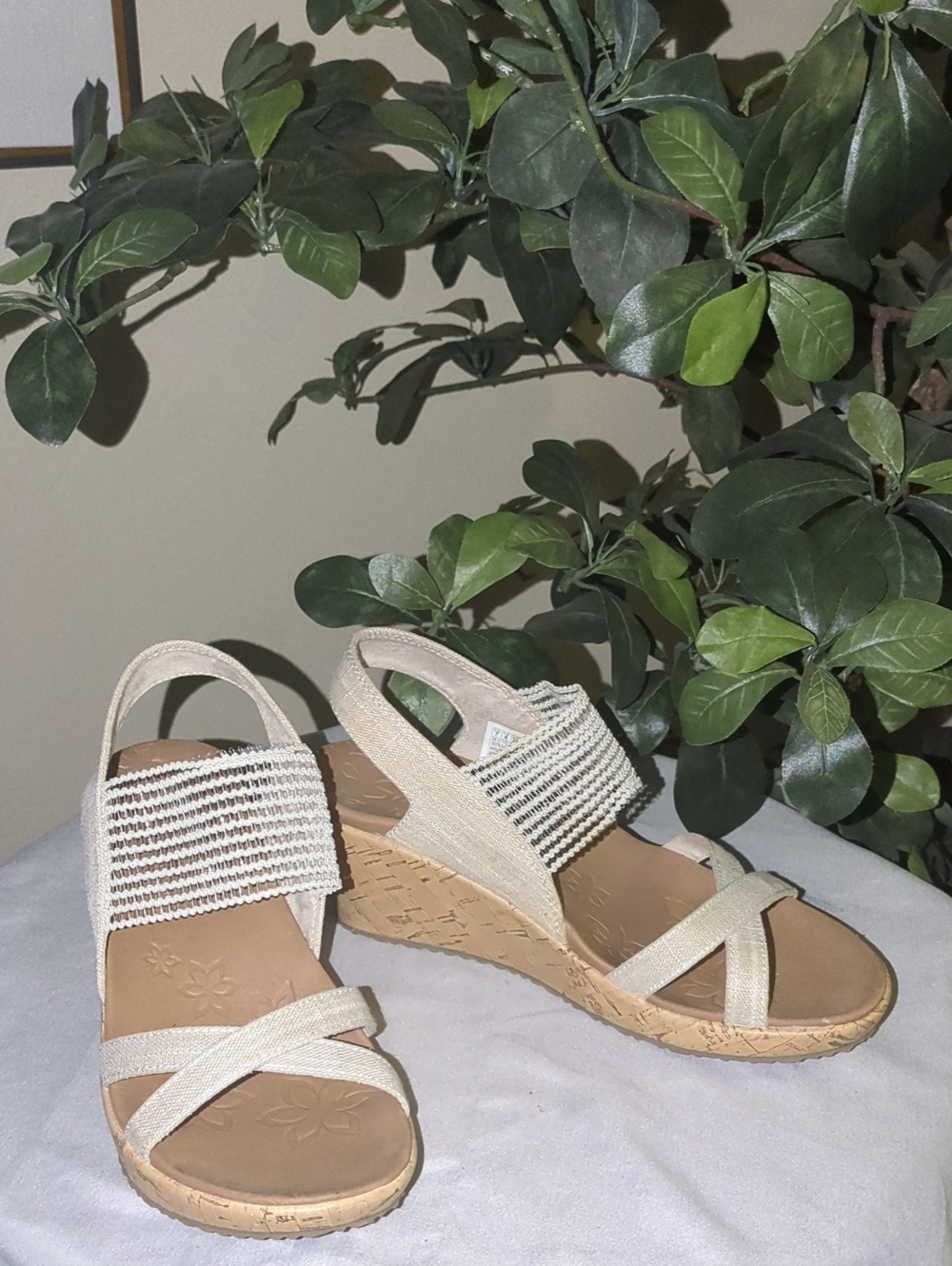 Skechers Beige Wedge Sandals – Neutral Textured Slingback